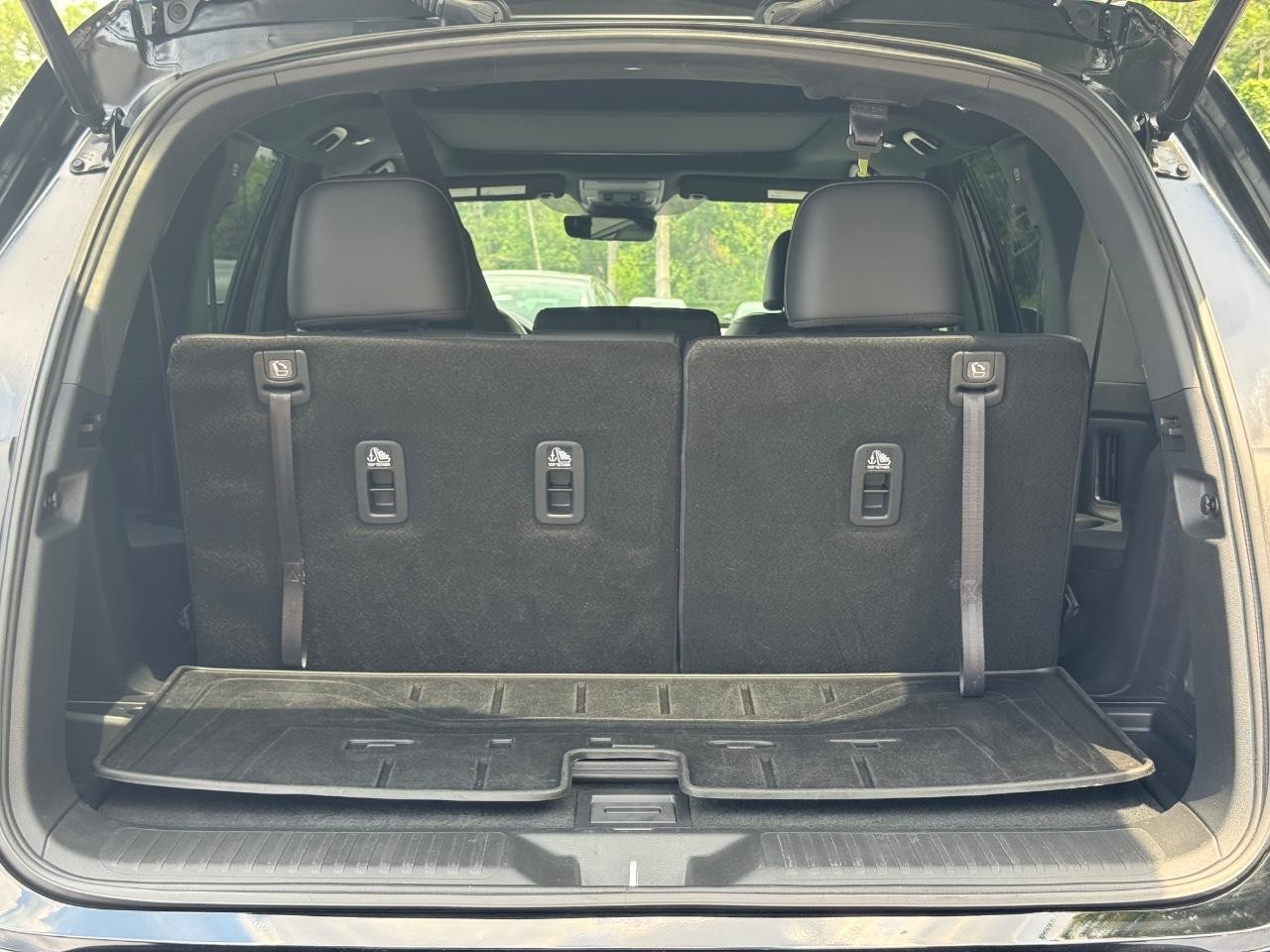 Honda Pilot Vehicle Full-screen Gallery Image 04