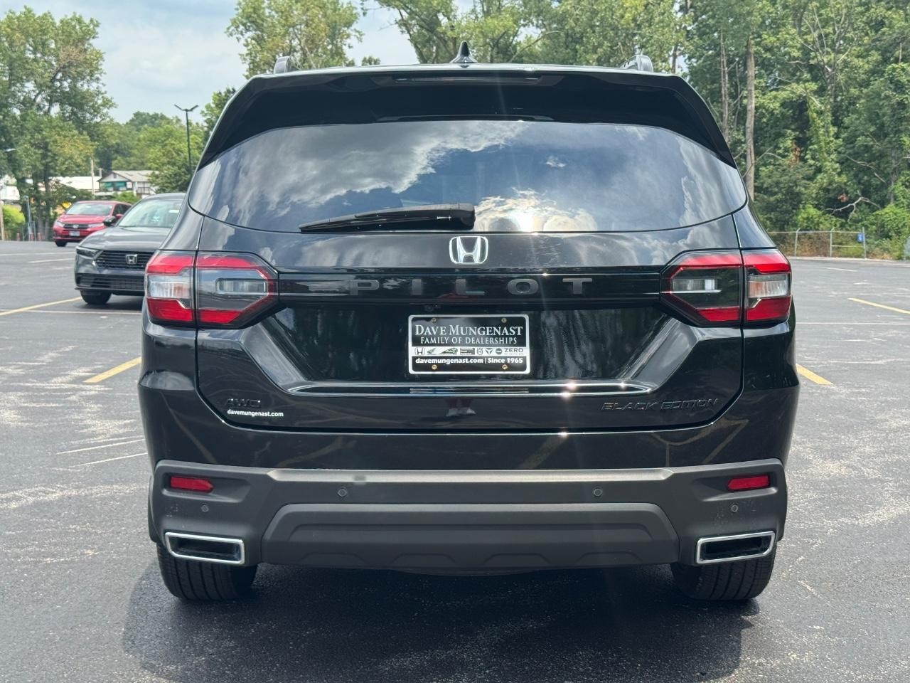 Honda Pilot Vehicle Full-screen Gallery Image 05