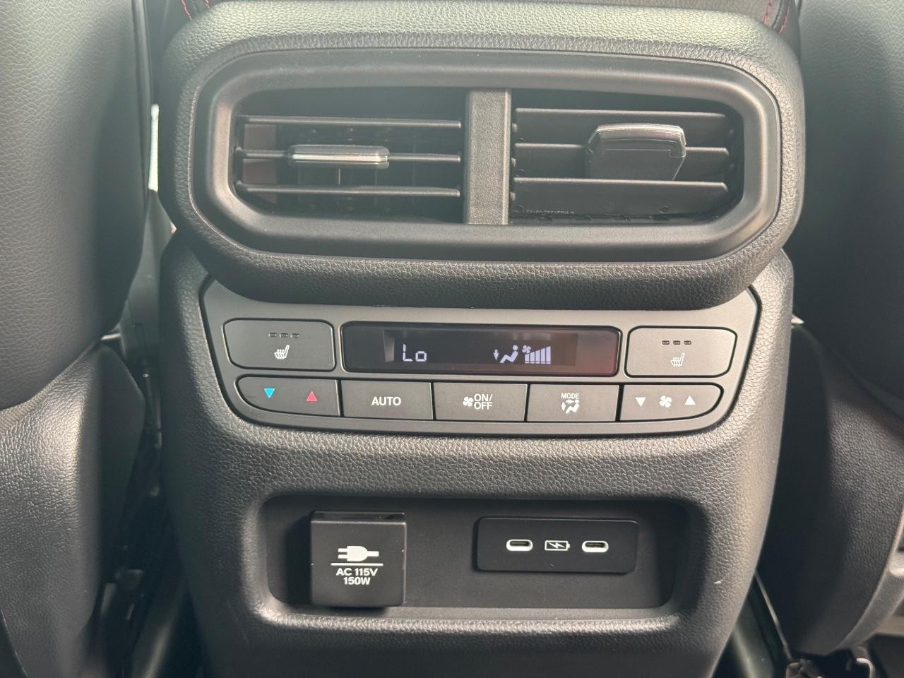 Honda Pilot Vehicle Full-screen Gallery Image 17