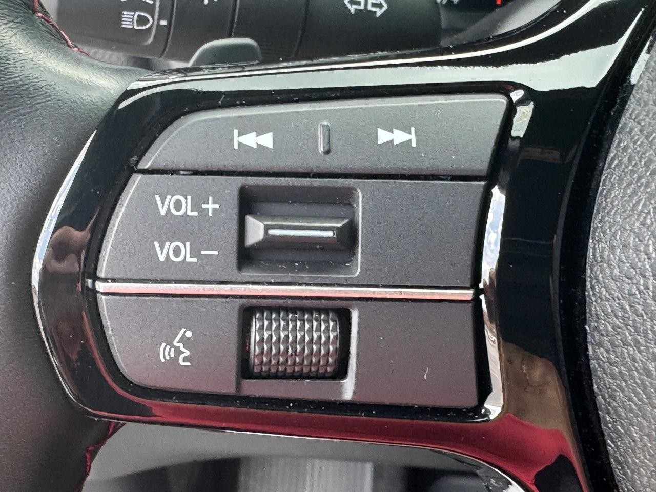 Honda Pilot Vehicle Full-screen Gallery Image 22