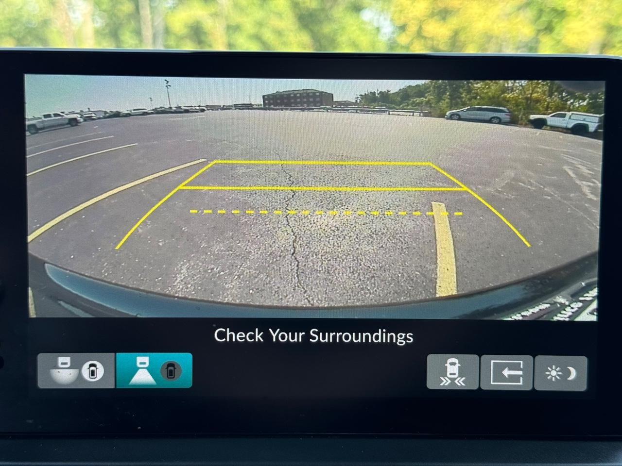 Honda Pilot Vehicle Full-screen Gallery Image 25