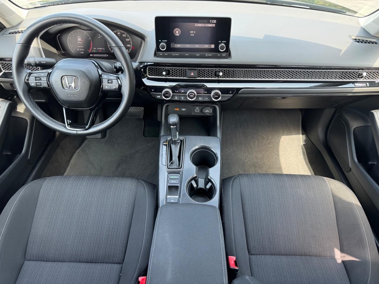 Honda Civic Sedan Vehicle Full-screen Gallery Image 11