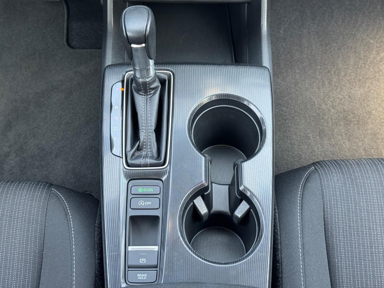 Honda Civic Sedan Vehicle Full-screen Gallery Image 15