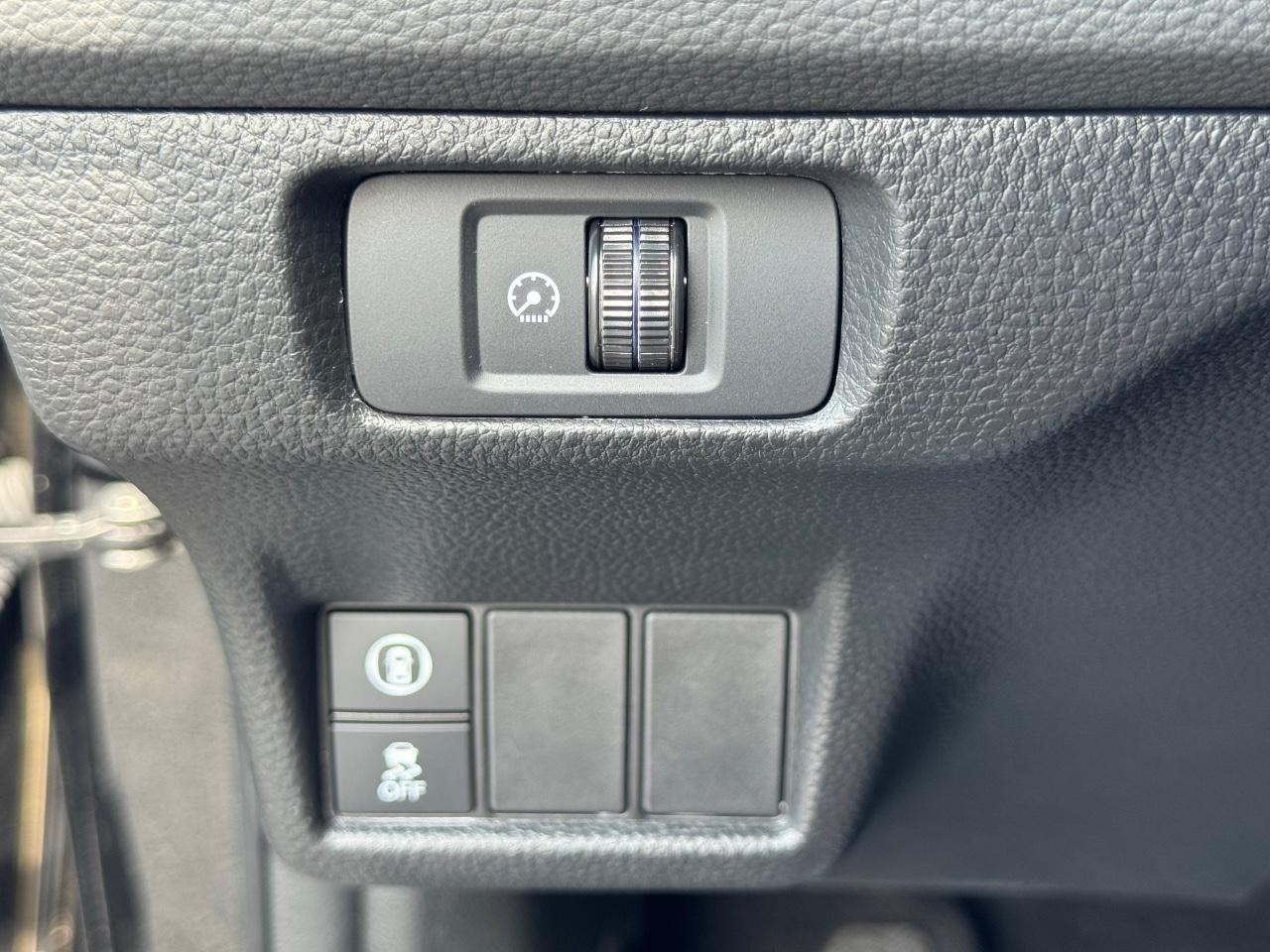 Honda Civic Sedan Vehicle Full-screen Gallery Image 22