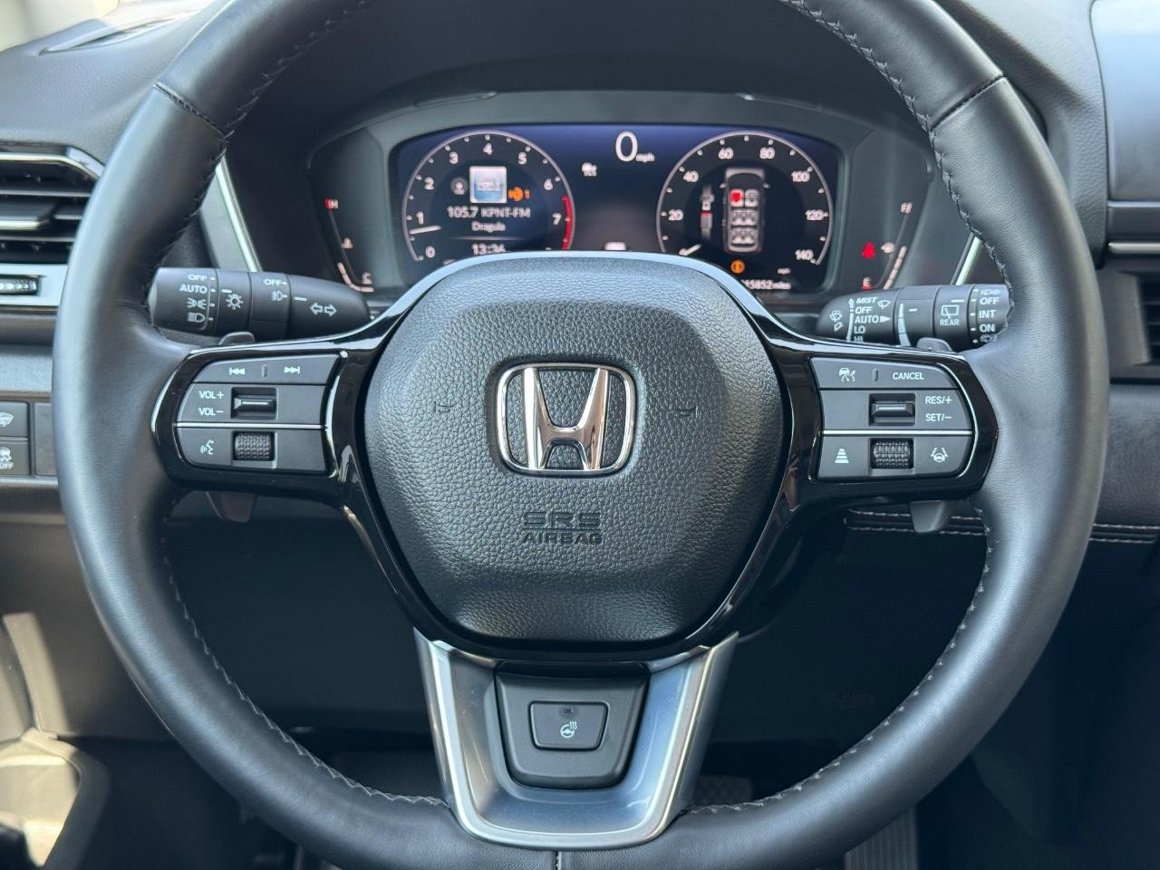 Honda Pilot Vehicle Full-screen Gallery Image 13