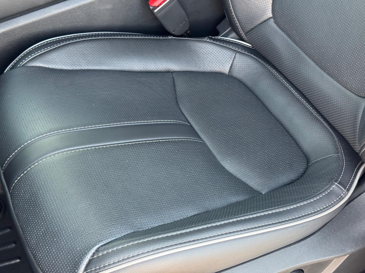 Honda Pilot Vehicle Full-screen Gallery Image 28