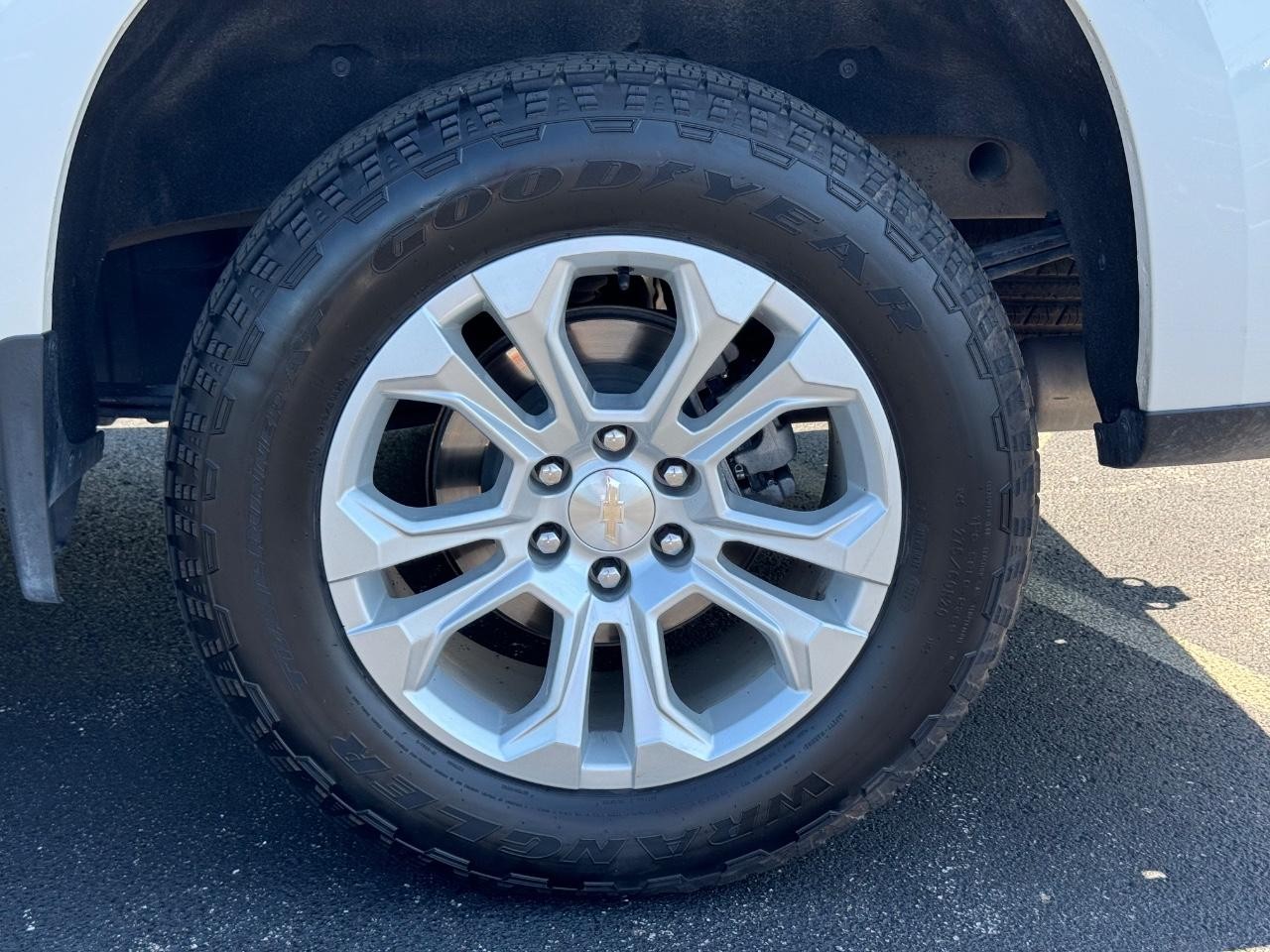 Chevrolet Silverado 1500 Vehicle Full-screen Gallery Image 07