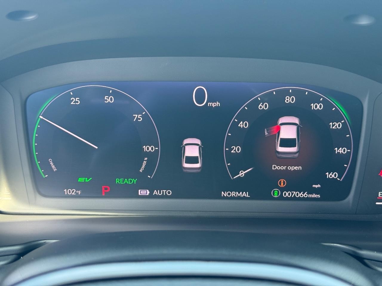 Honda Accord Hybrid Vehicle Full-screen Gallery Image 20