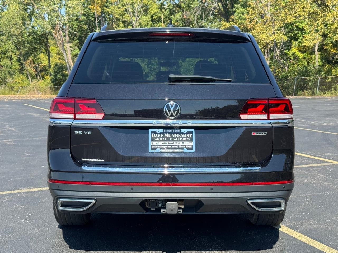 Volkswagen Atlas Vehicle Full-screen Gallery Image 05