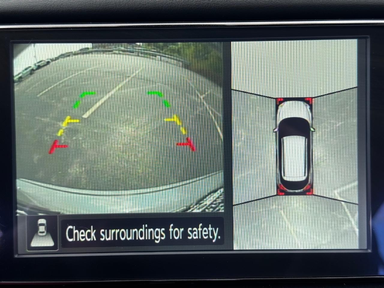 Nissan Kicks Vehicle Full-screen Gallery Image 18