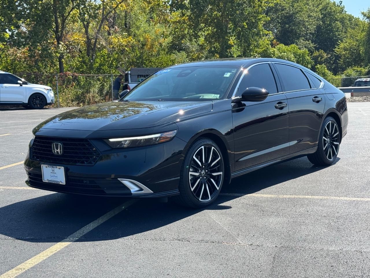 Honda Accord Hybrid Vehicle Full-screen Gallery Image 08