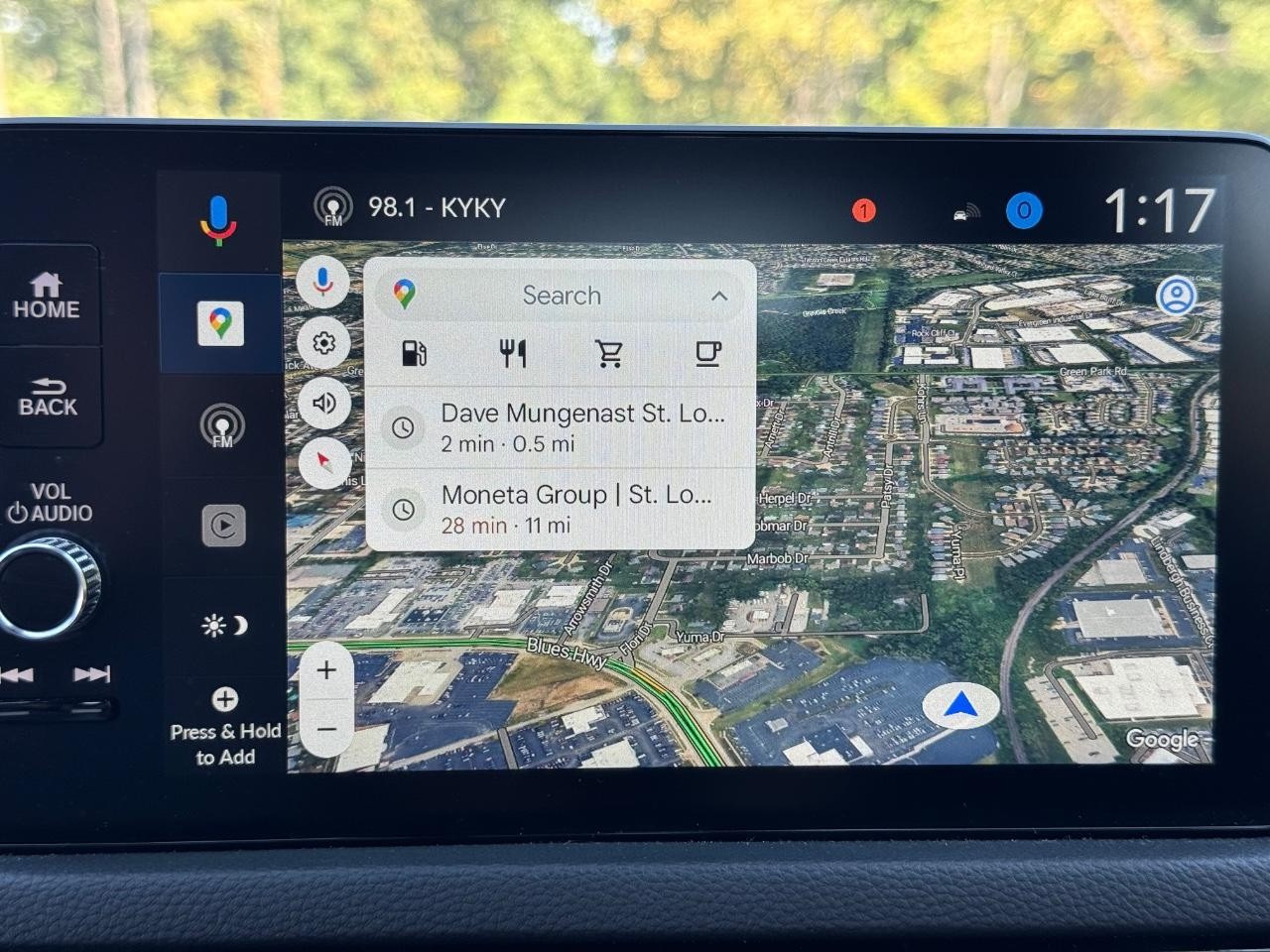 Honda Civic Hatchback Hybrid Vehicle Full-screen Gallery Image 24