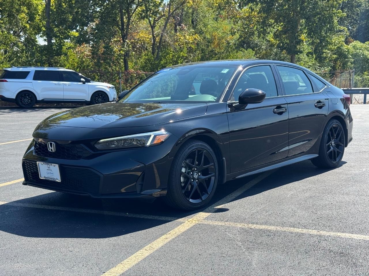 Honda Civic Sedan Hybrid Vehicle Full-screen Gallery Image 08