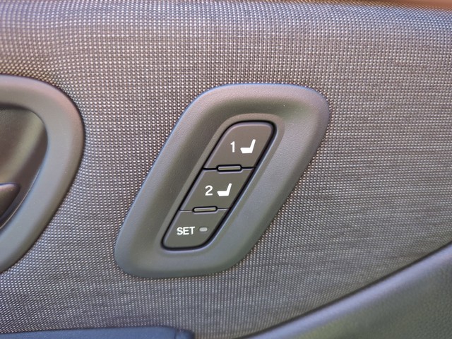 Honda Passport Vehicle Full-screen Gallery Image 15