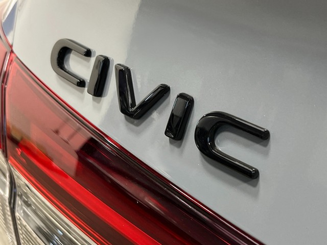 Honda Civic Sedan Hybrid Vehicle Full-screen Gallery Image 06