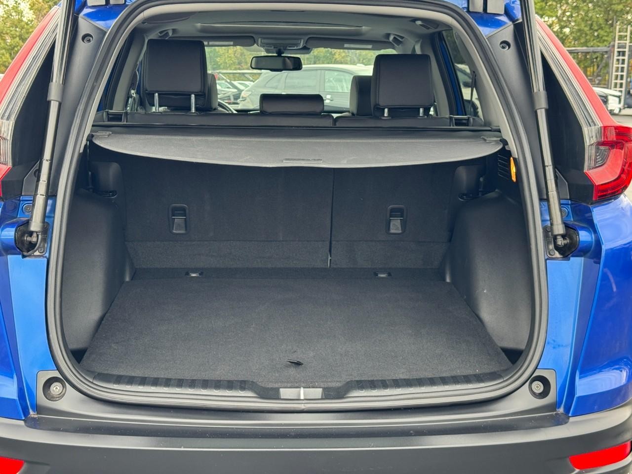 Honda CR-V Vehicle Full-screen Gallery Image 04