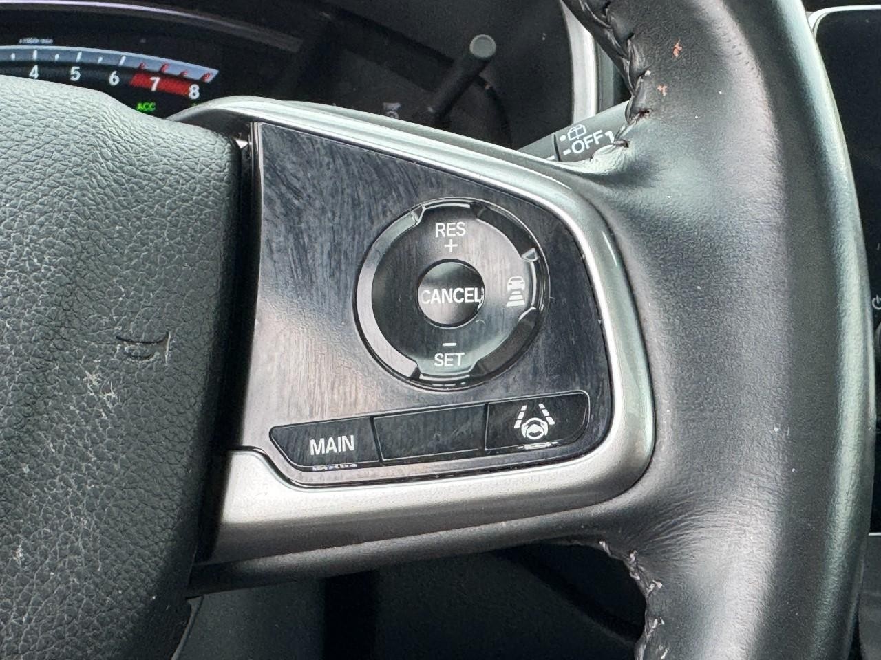 Honda CR-V Vehicle Full-screen Gallery Image 19