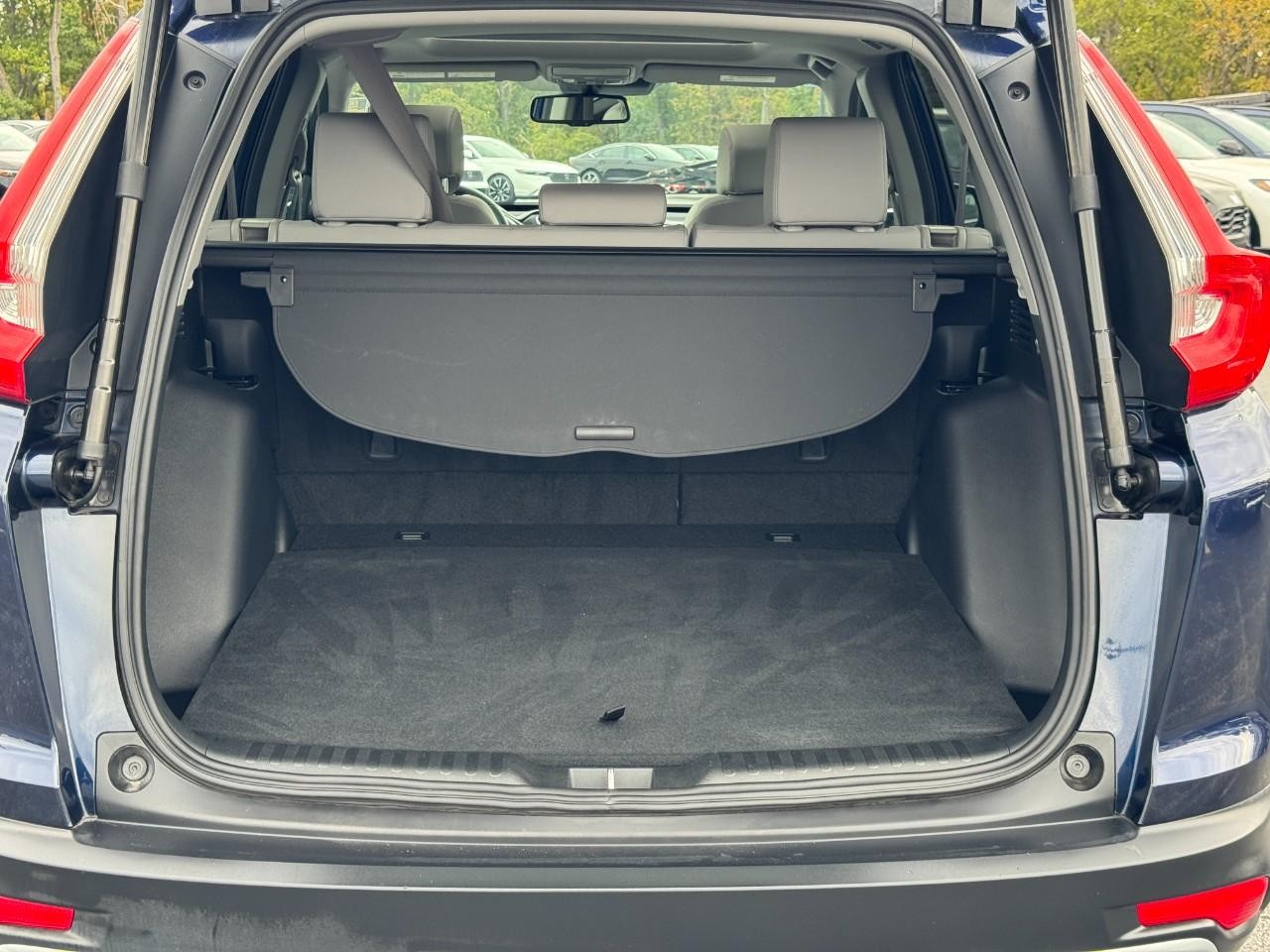 Honda CR-V Vehicle Full-screen Gallery Image 04