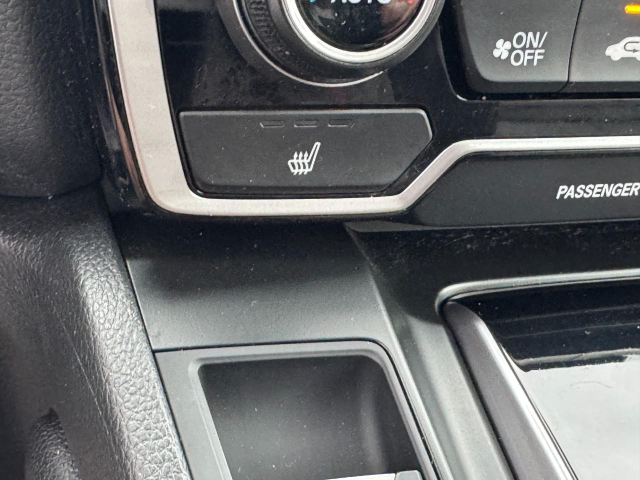 Honda CR-V Vehicle Full-screen Gallery Image 21