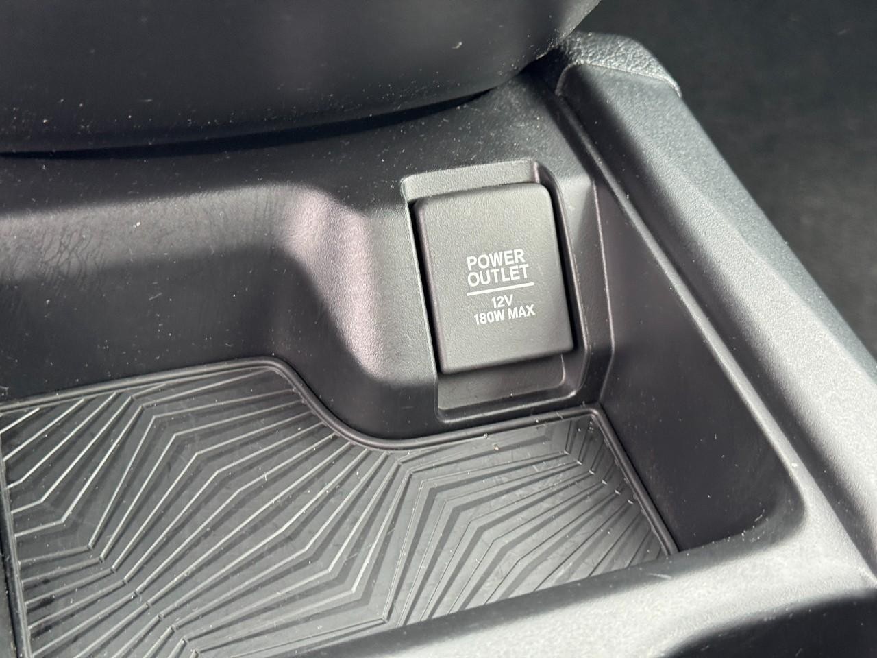 Honda CR-V Vehicle Full-screen Gallery Image 22