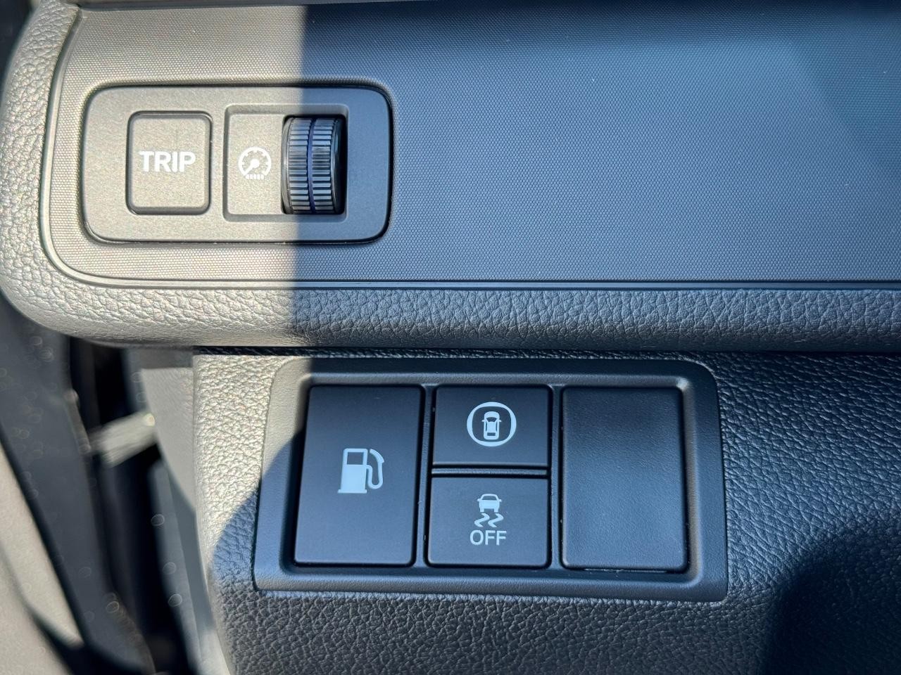 Honda Insight Vehicle Full-screen Gallery Image 20