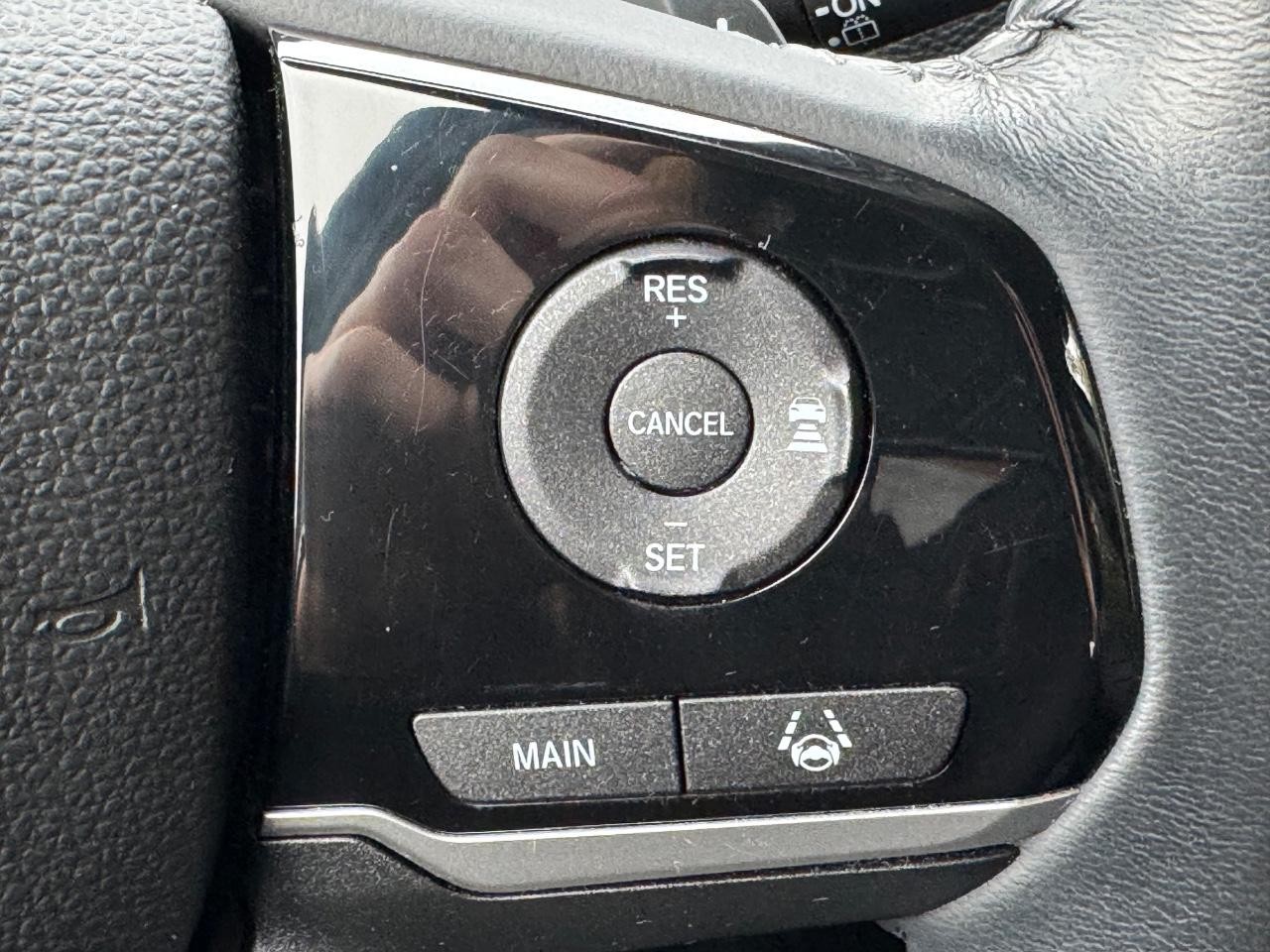 Honda Pilot Vehicle Full-screen Gallery Image 24