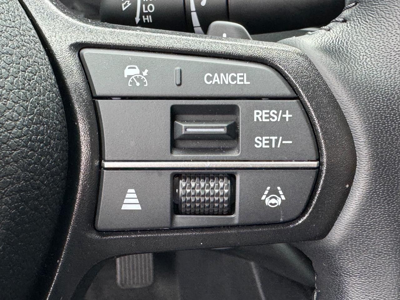 Honda Accord Hybrid Vehicle Full-screen Gallery Image 22