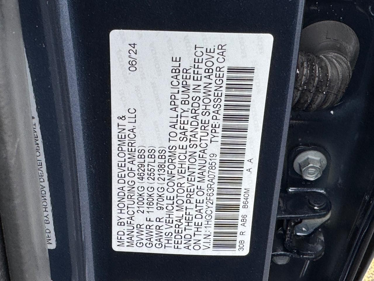 Honda Accord Hybrid Vehicle Full-screen Gallery Image 26