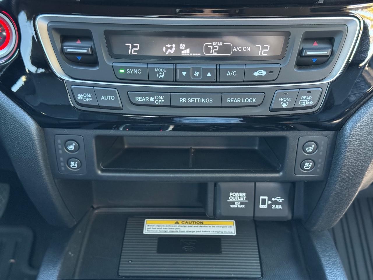 Honda Passport Vehicle Full-screen Gallery Image 14