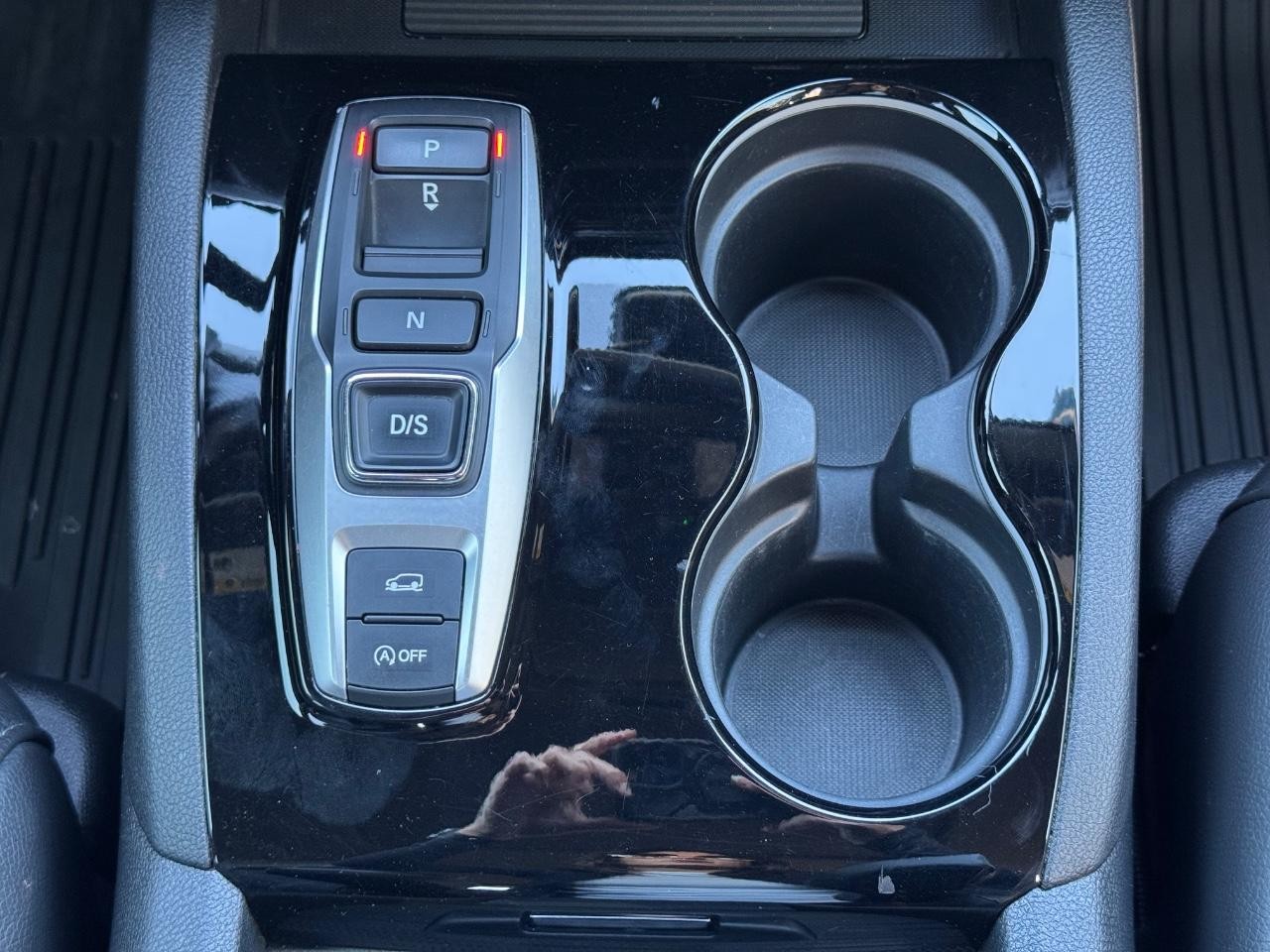 Honda Passport Vehicle Full-screen Gallery Image 15