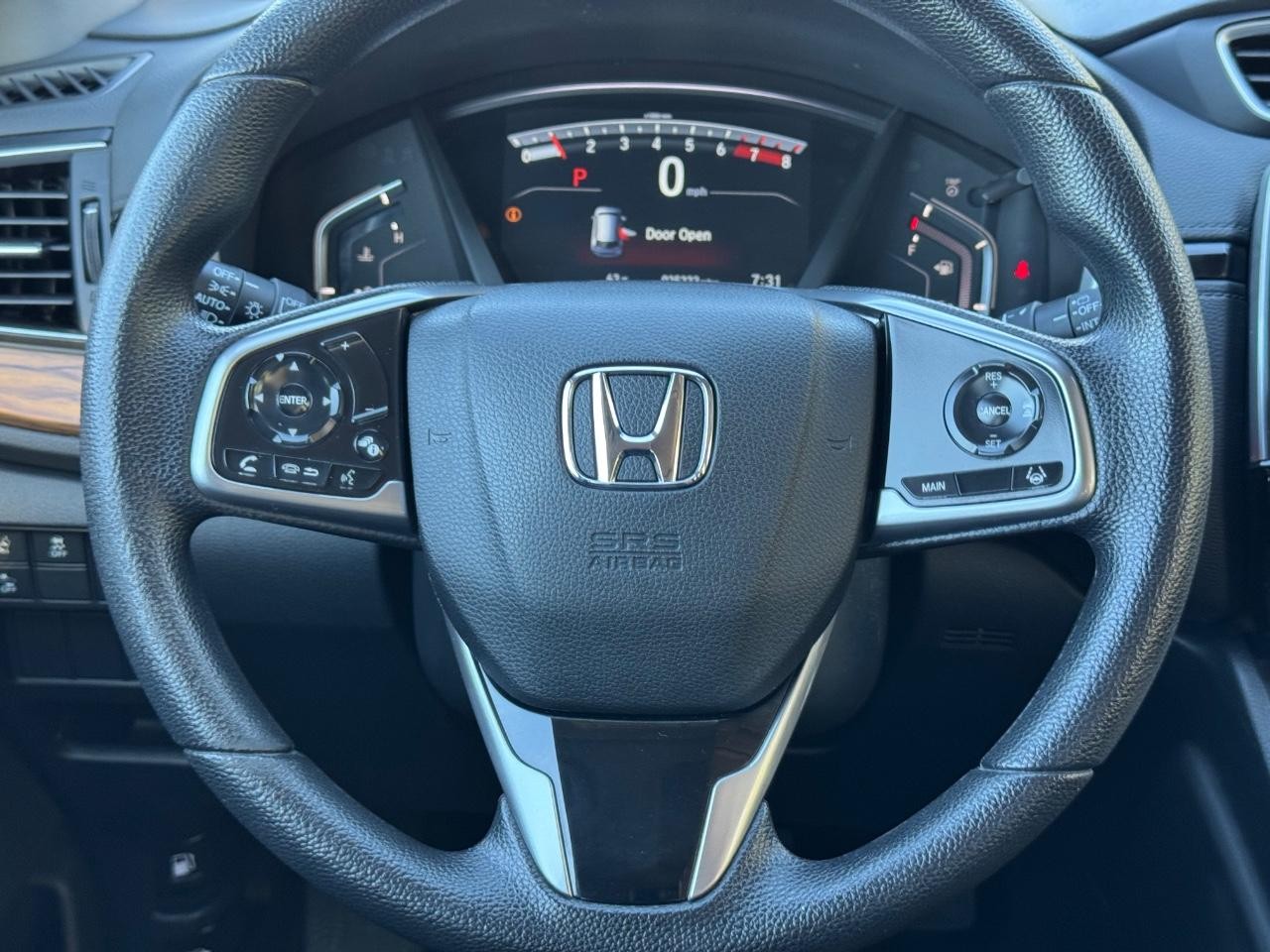 Honda CR-V Vehicle Full-screen Gallery Image 12