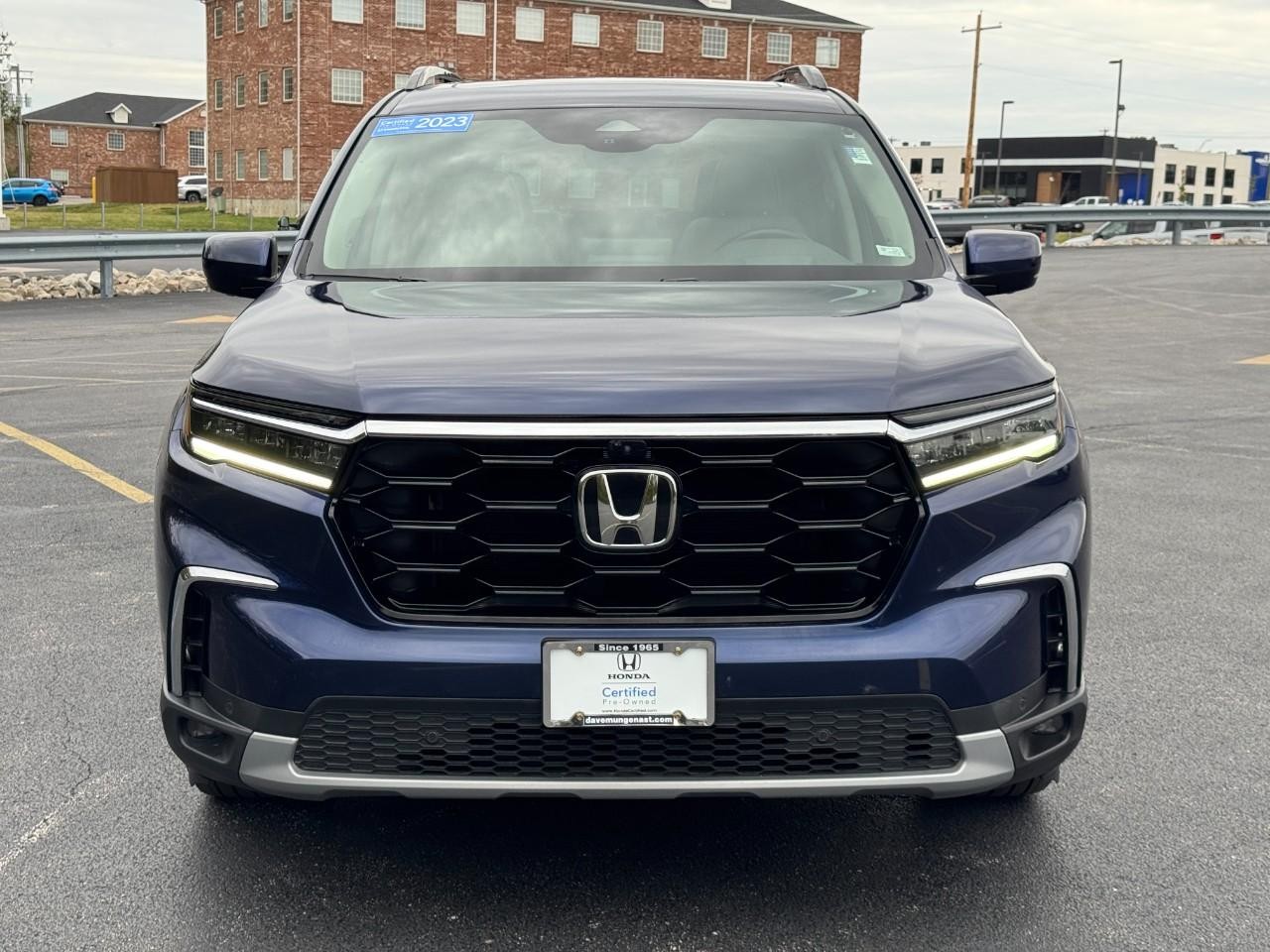 Honda Pilot Vehicle Full-screen Gallery Image 09