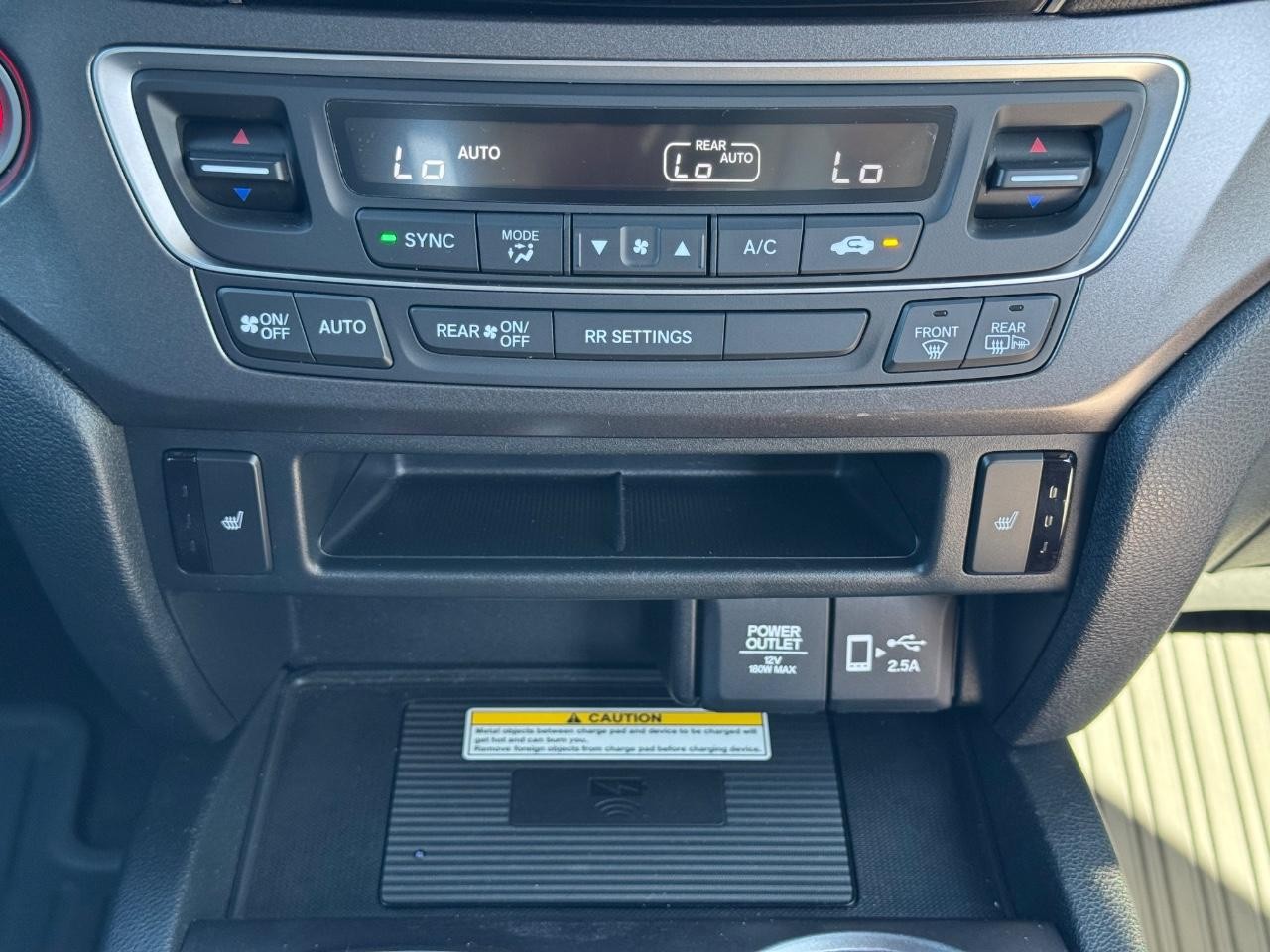 Honda Passport Vehicle Full-screen Gallery Image 14