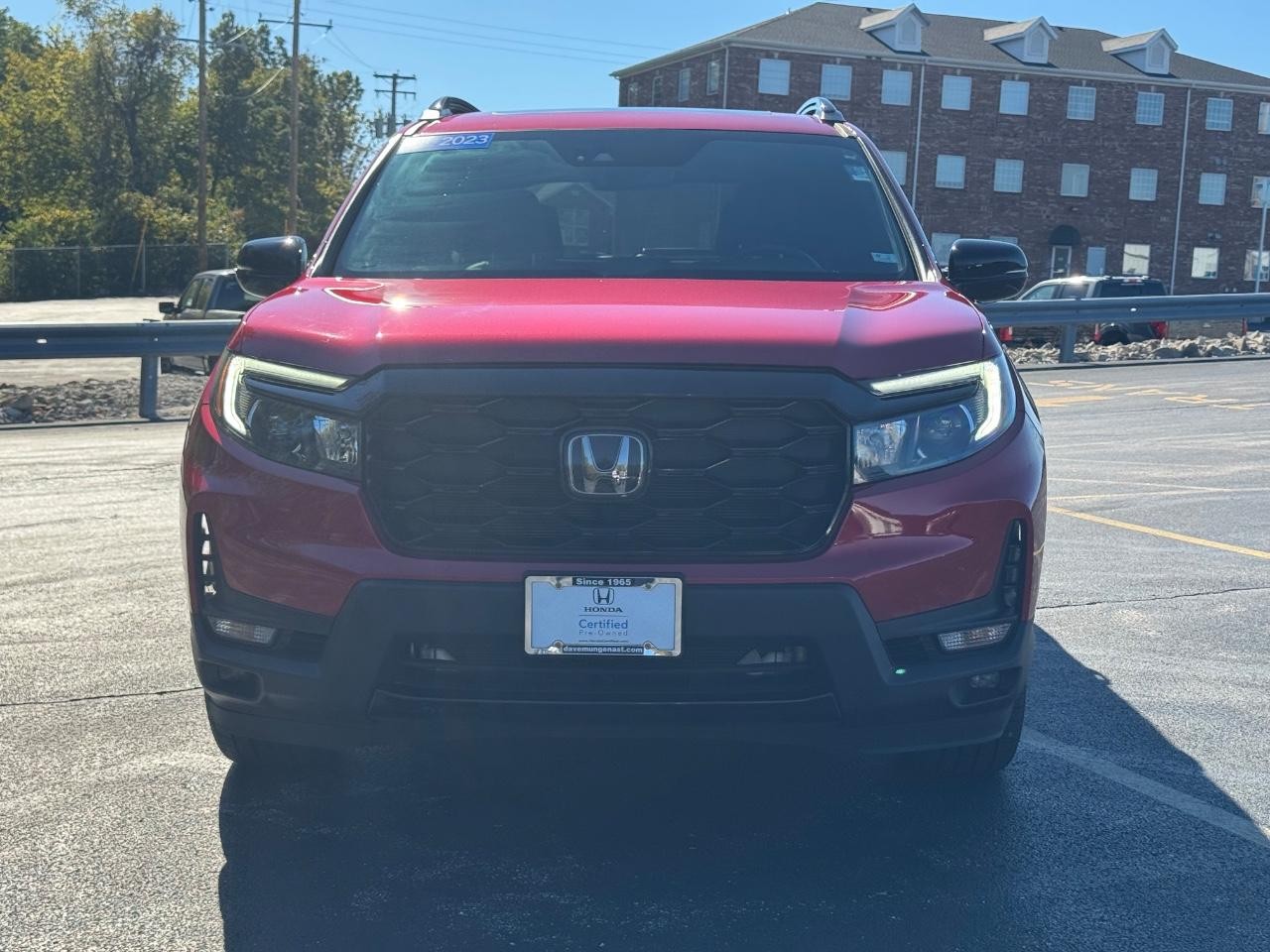 Honda Passport Vehicle Full-screen Gallery Image 09