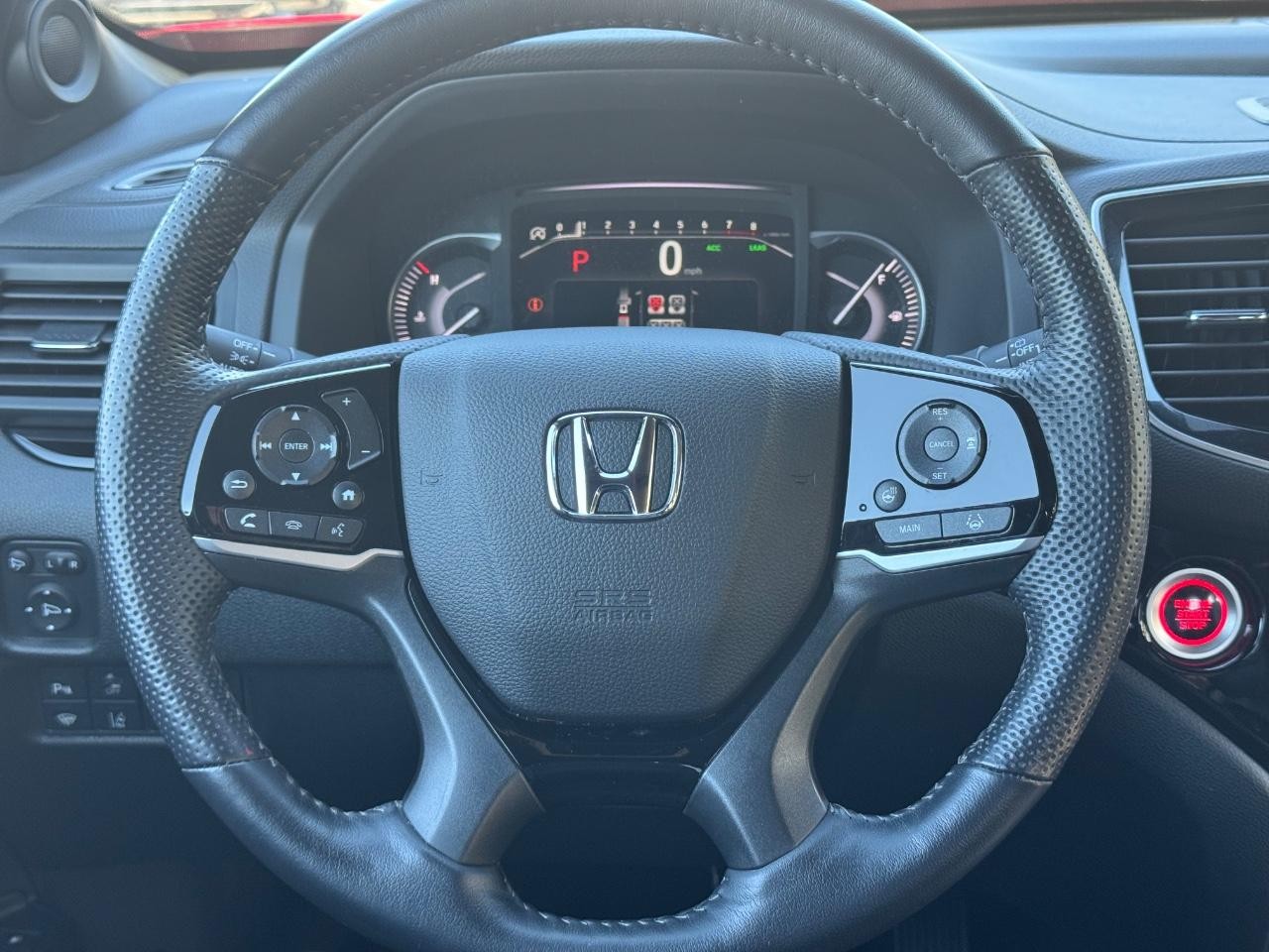 Honda Passport Vehicle Full-screen Gallery Image 12