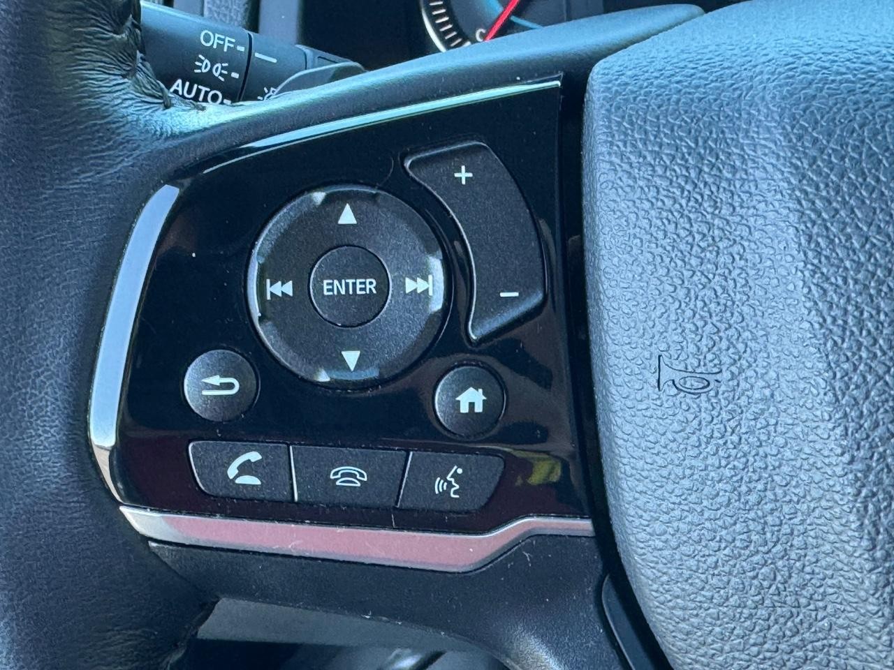 Honda Pilot Vehicle Full-screen Gallery Image 22