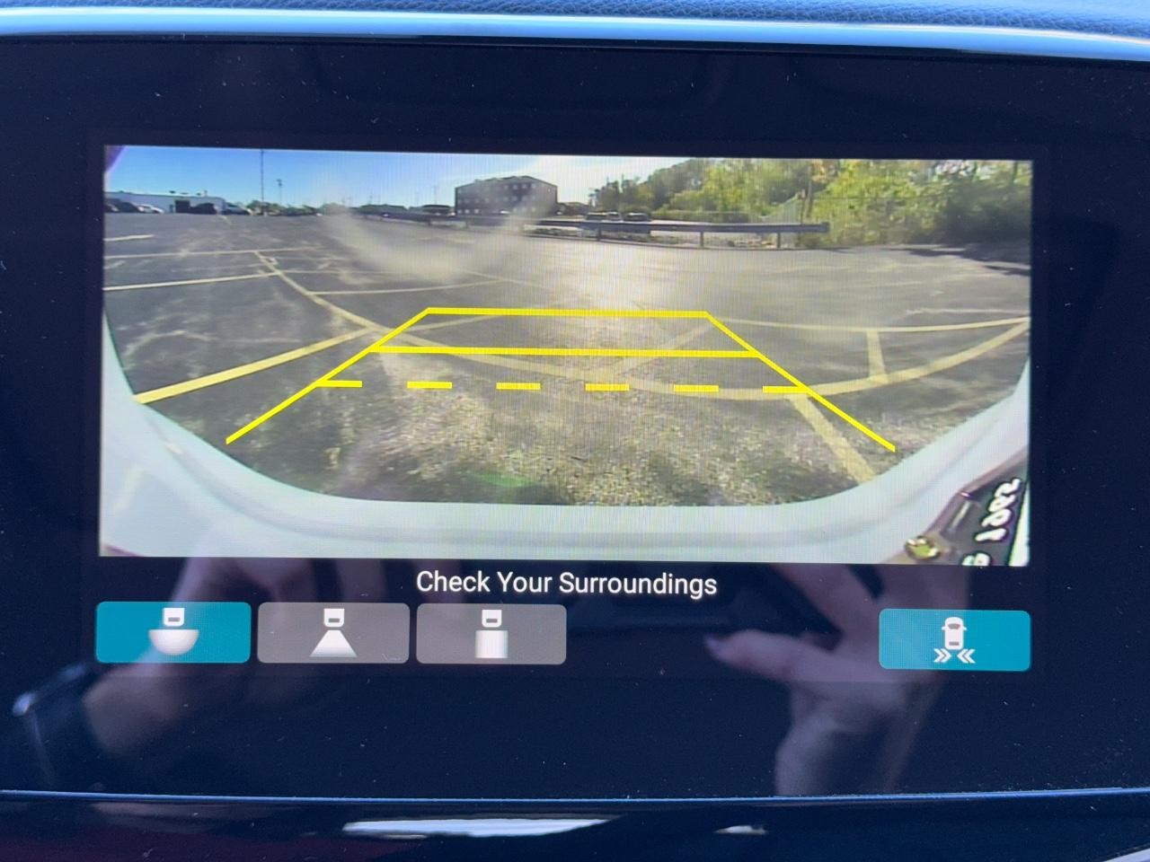 Honda Pilot Vehicle Full-screen Gallery Image 25