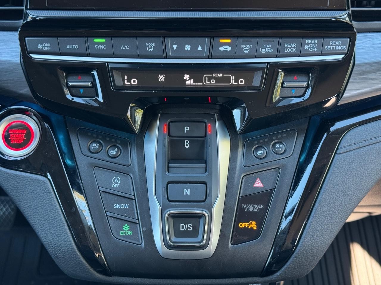 Honda Odyssey Vehicle Full-screen Gallery Image 15