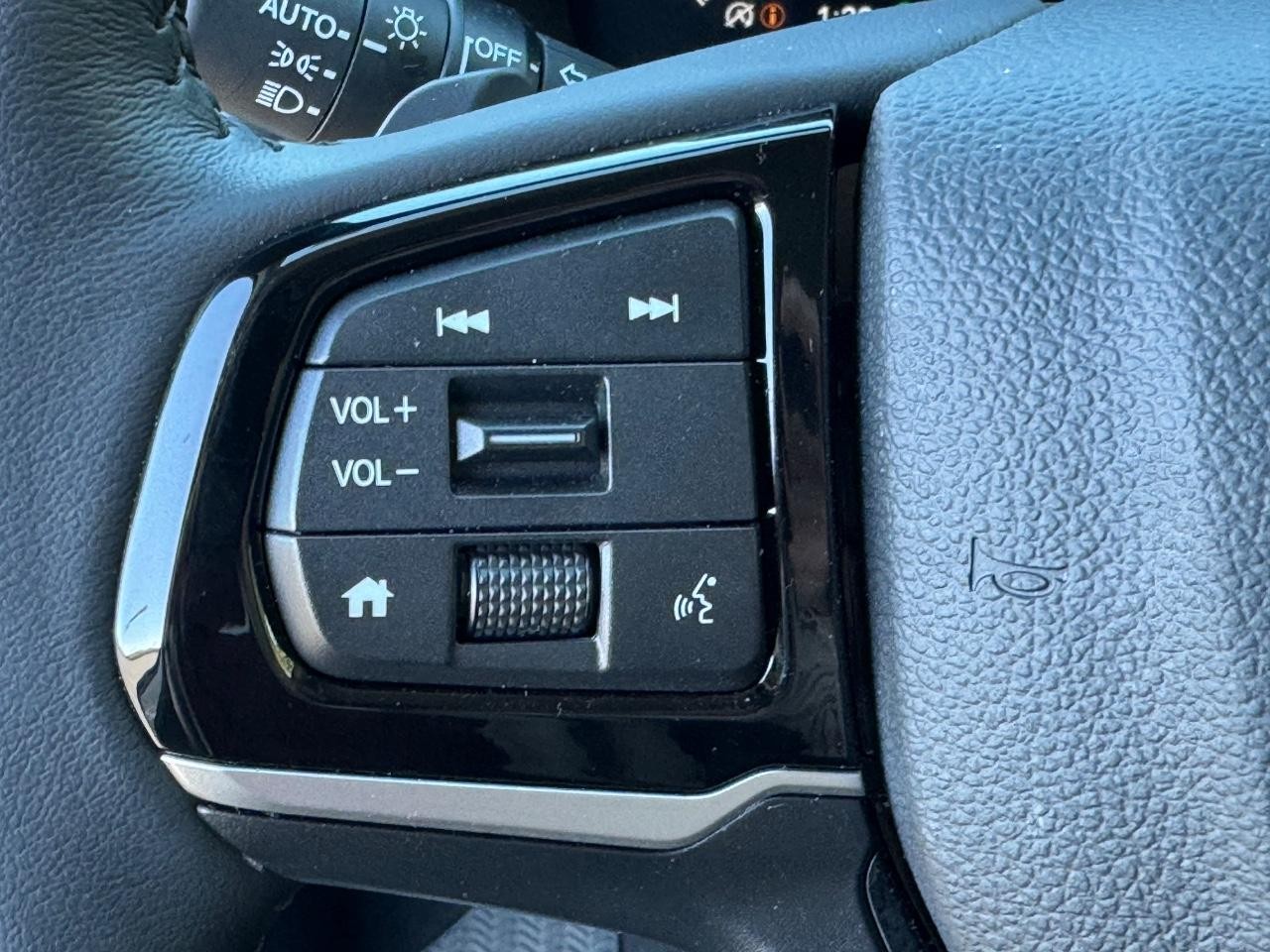 Honda Odyssey Vehicle Full-screen Gallery Image 22