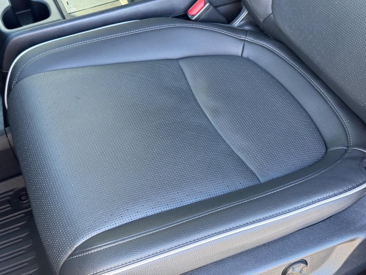 Honda Odyssey Vehicle Full-screen Gallery Image 28