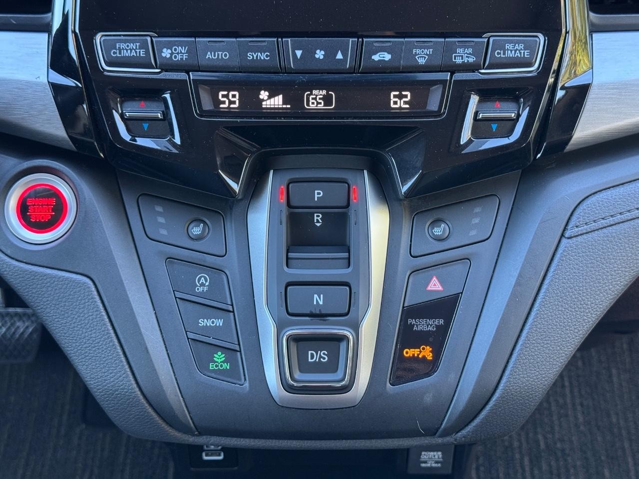 Honda Odyssey Vehicle Full-screen Gallery Image 15