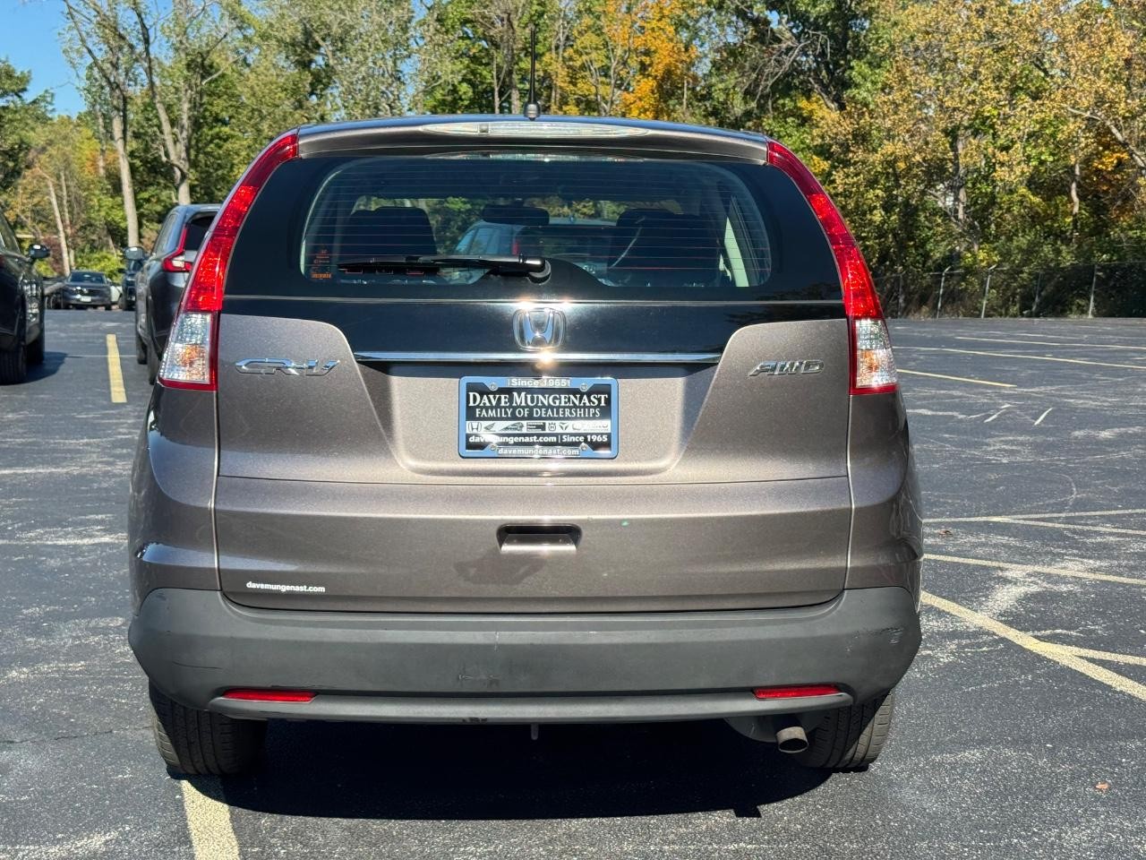 Honda CR-V Vehicle Full-screen Gallery Image 05