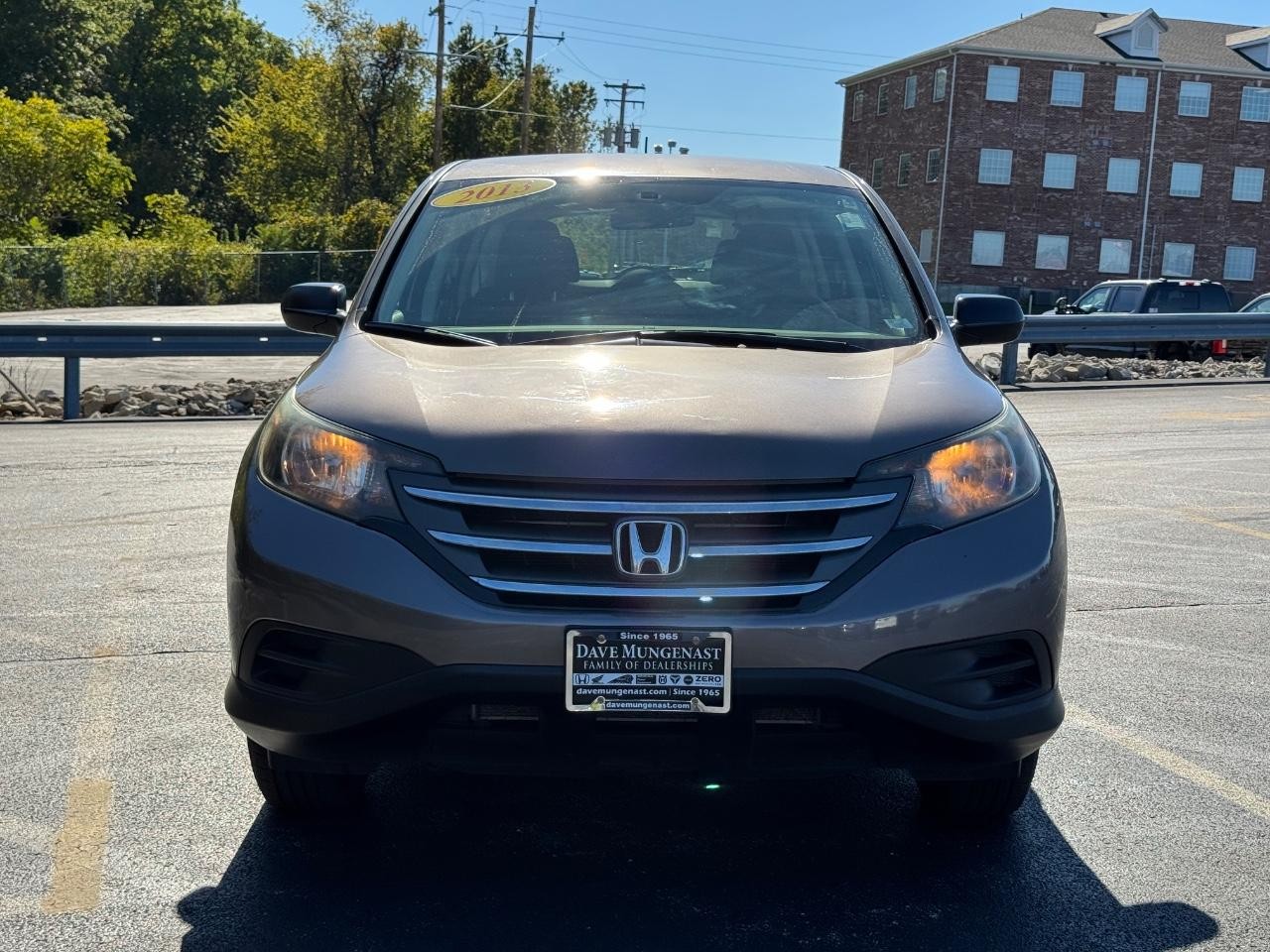 Honda CR-V Vehicle Full-screen Gallery Image 09