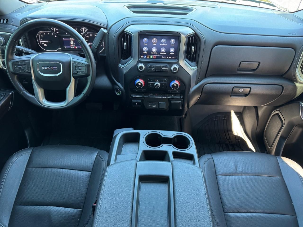 GMC Sierra 1500 Limited Vehicle Full-screen Gallery Image 11