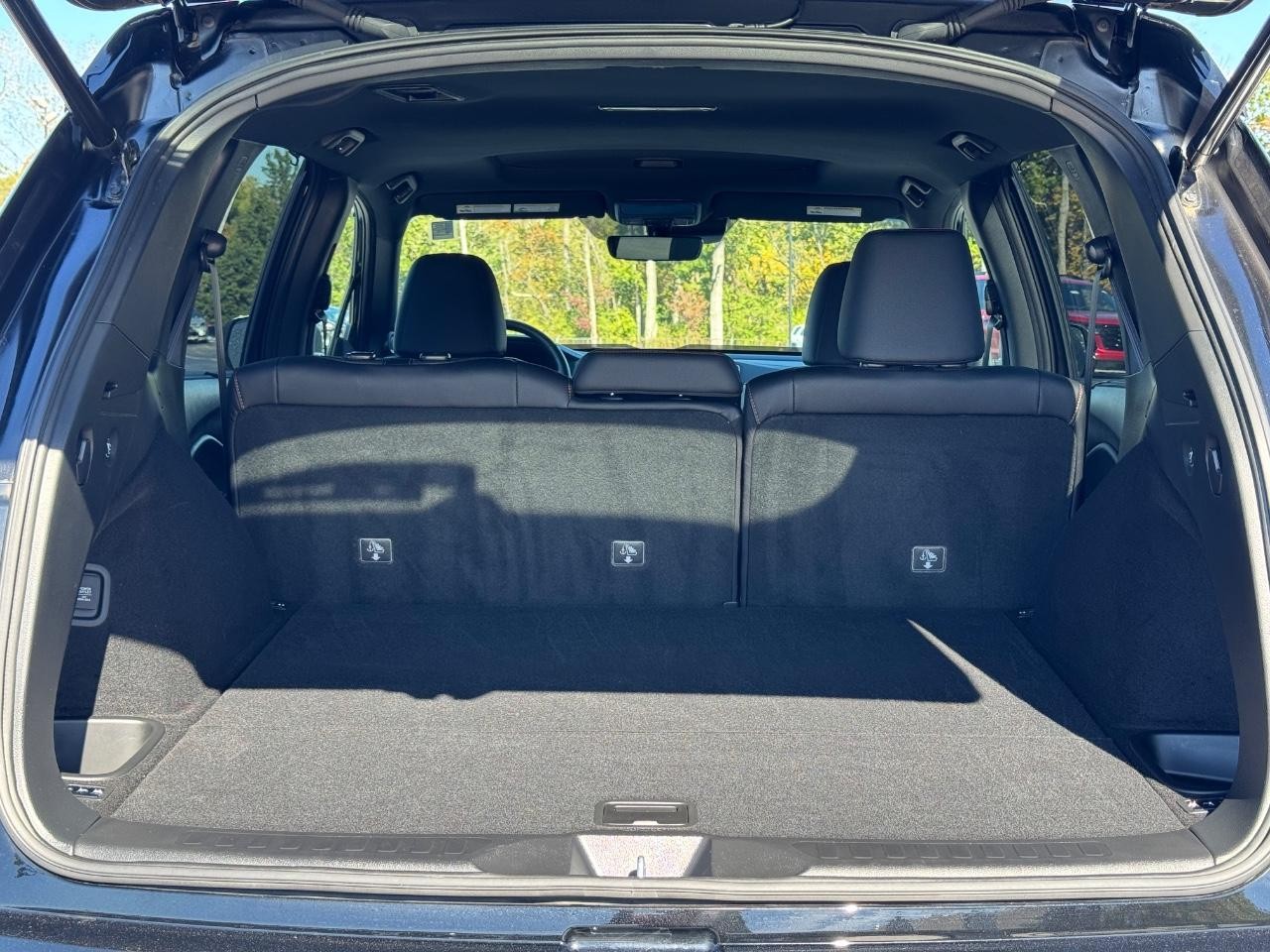 Honda Passport Vehicle Full-screen Gallery Image 04