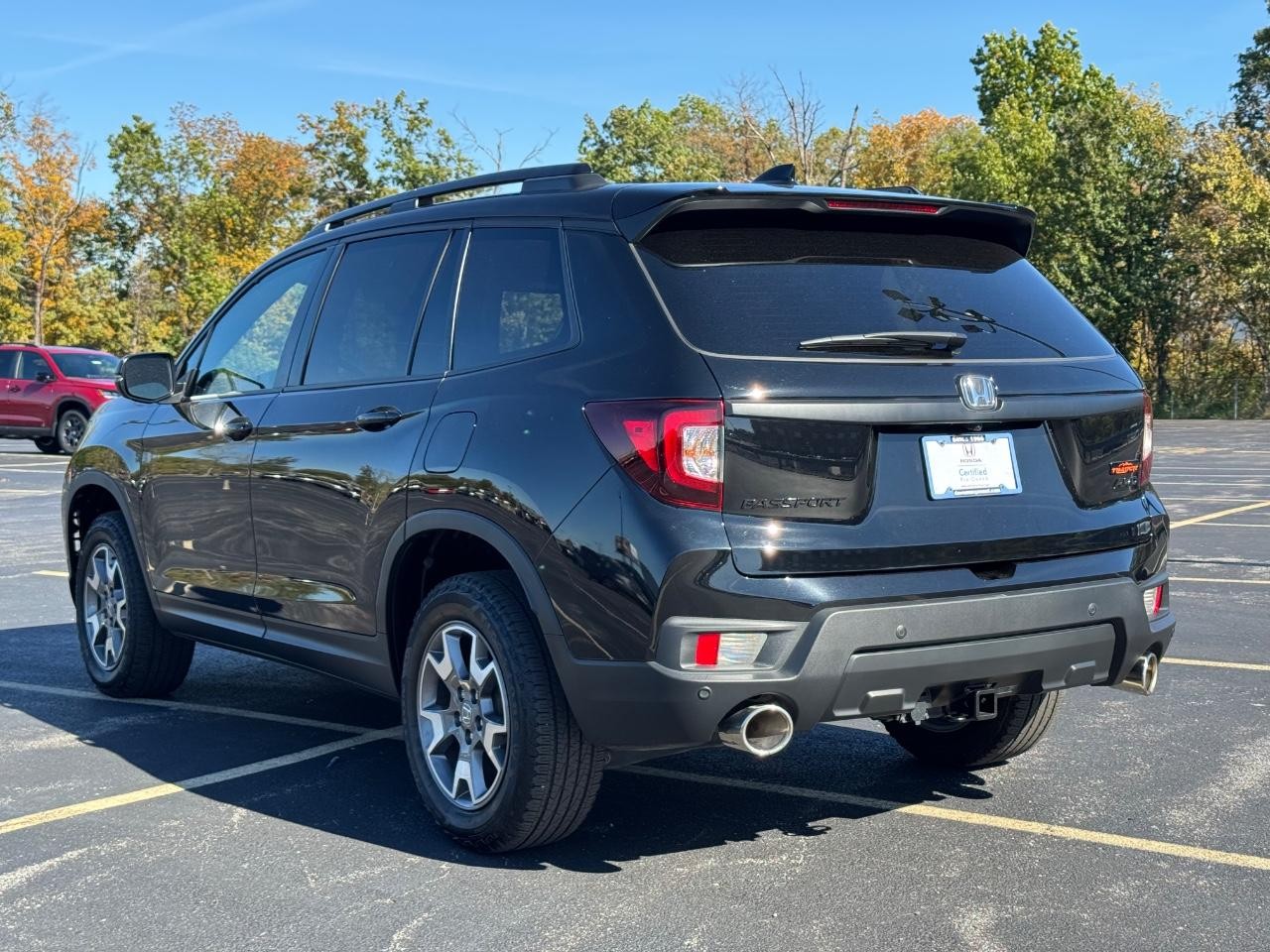 Honda Passport Vehicle Full-screen Gallery Image 06