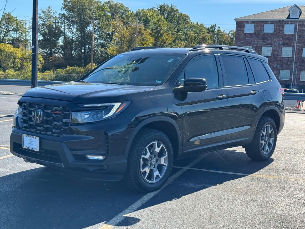 Honda Passport Vehicle Full-screen Gallery Image 08