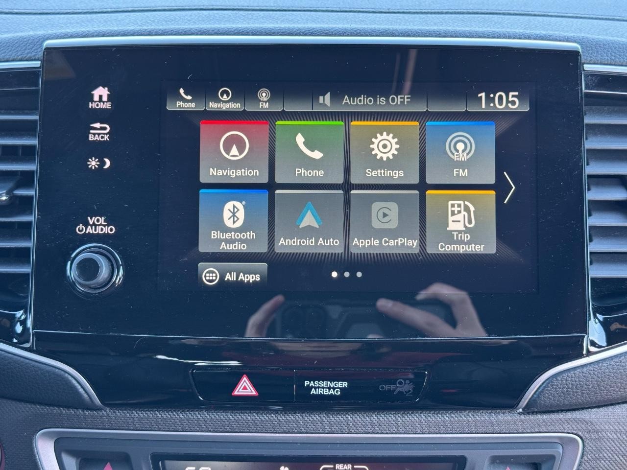 Honda Passport Vehicle Full-screen Gallery Image 13