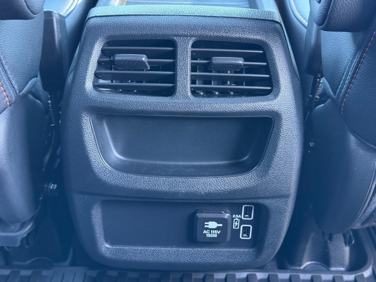 Honda Passport Vehicle Full-screen Gallery Image 16