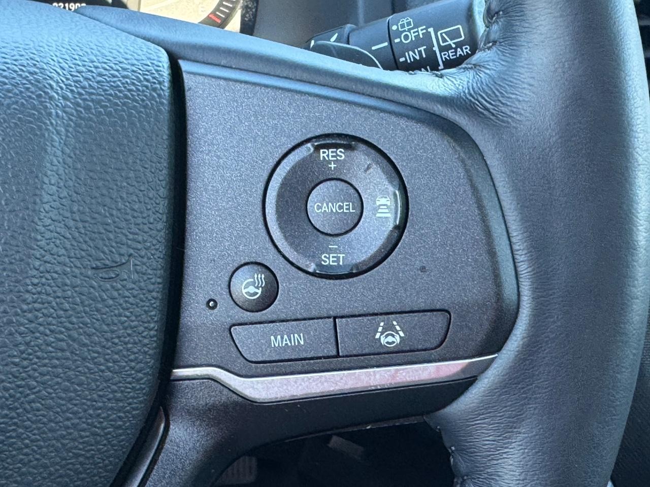 Honda Passport Vehicle Full-screen Gallery Image 22